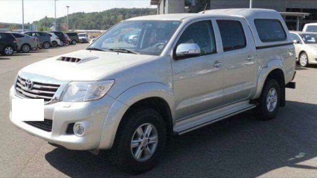 Toyota Hilux Gray