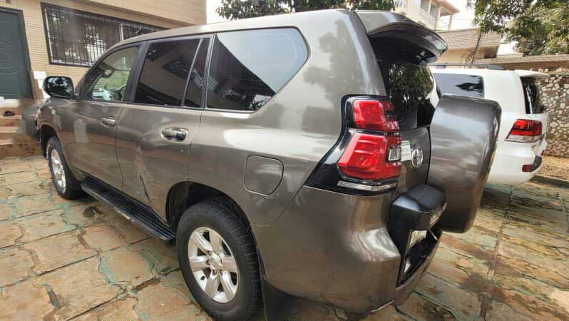 Toyota Prado TXL Grey full