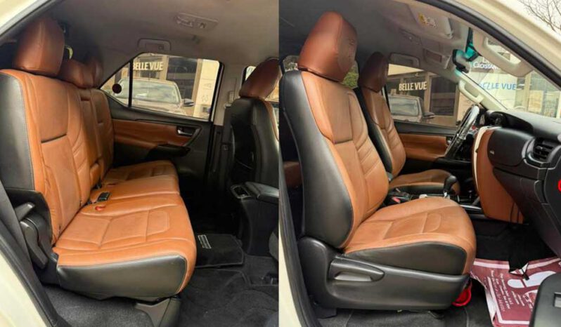 Toyota Fortuner White full